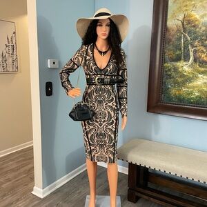 AKIRA Black and Cream Long Sleeve Dress boycone